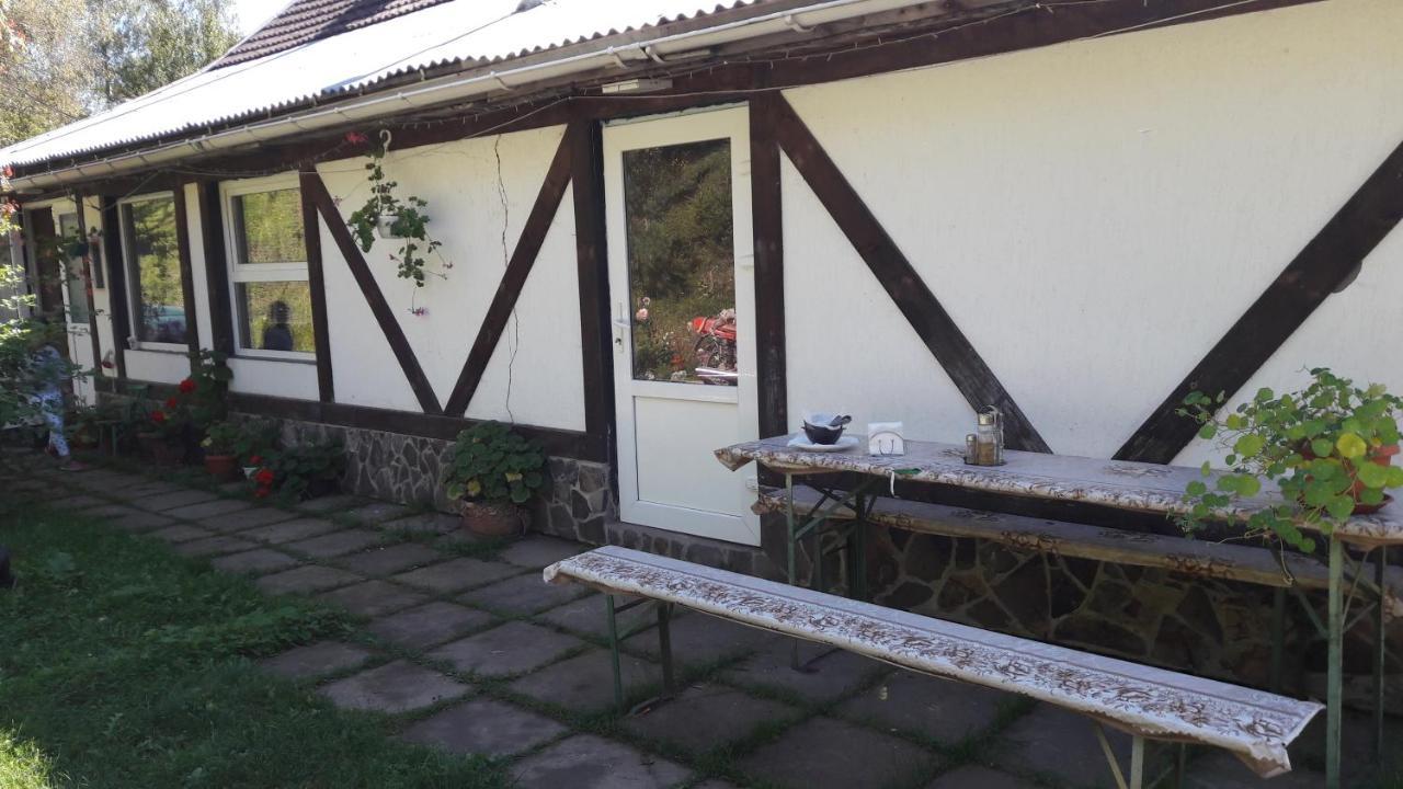 Біла Хижа Verkhne-Studenyy Exterior photo